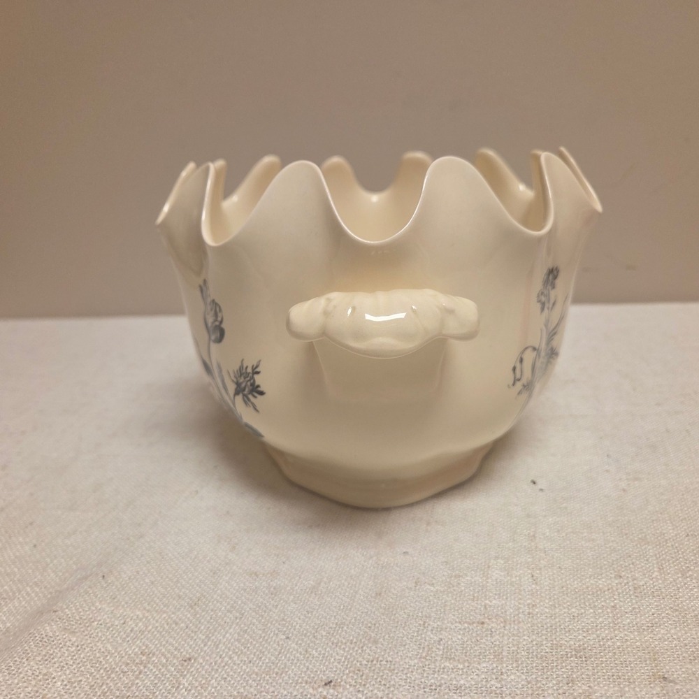 Wedgwood Club Monteith Bowl 1st Edition 1953 Original 13 colonies. REPLICA - Picture 2 of 6